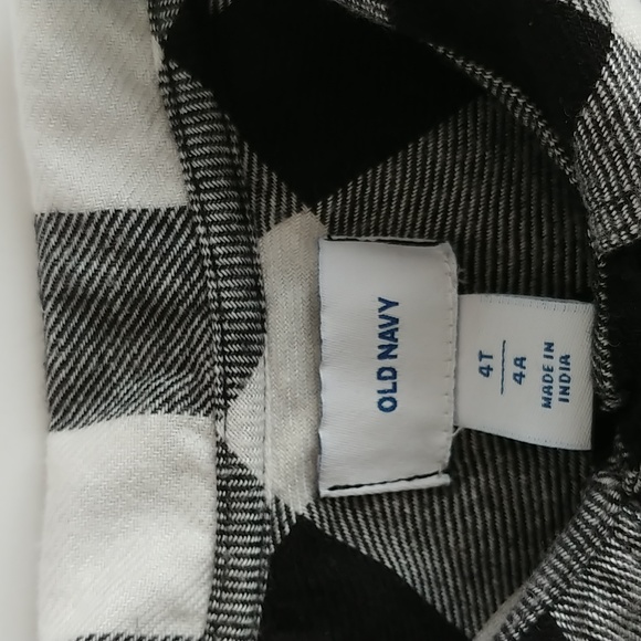 Old Navy Soft Flannel White and Black Buffalo Plaid 4T - Picture 6 of 8